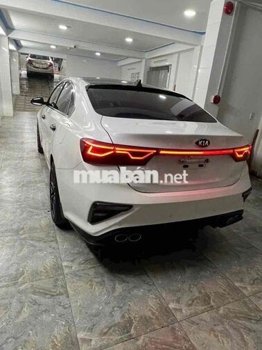 Kia Cerato Trắng 5 chỗ