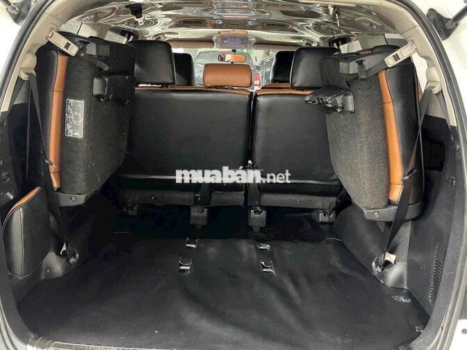 Toyota Innova 2.0 E Trắng Xe gia đình