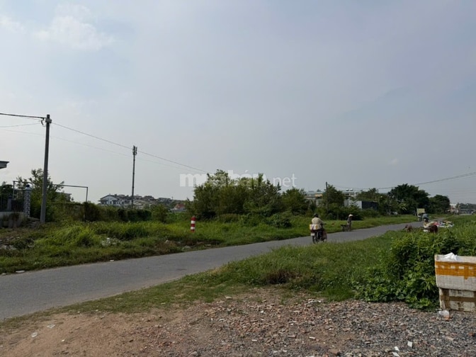 CẦN BÁN 1 LÔ ĐẤT GẦN CHỢ HÓA AN