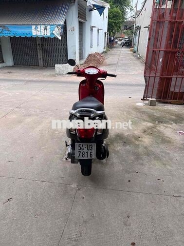 Cần bán 1 chiếc Xe tay ga Attila Đen, Đỏ