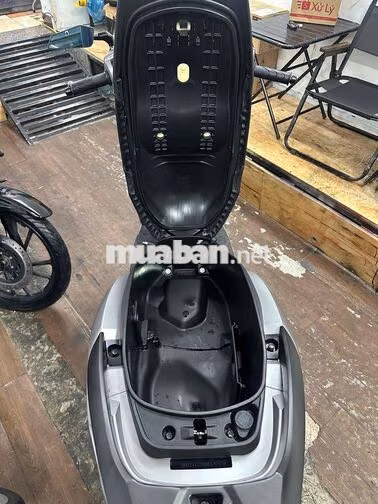 Honda Lead ABS 2026 Bạc Đen 405 km