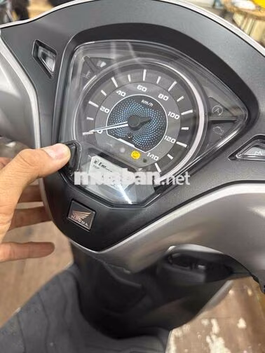 Honda Lead ABS 2026 Bạc Đen 405 km