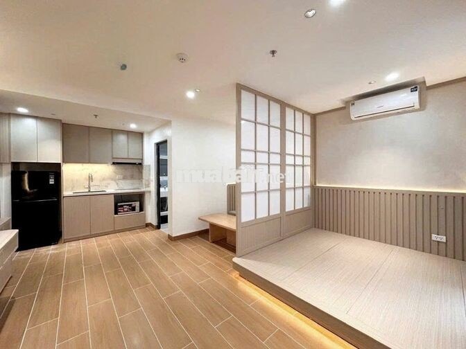 NHÀ MỚI STUDIO-  1N1K FULL ĐỒ MỚI BAN CÔNG NGAY TRUNG TÂM CẦU GIẤY