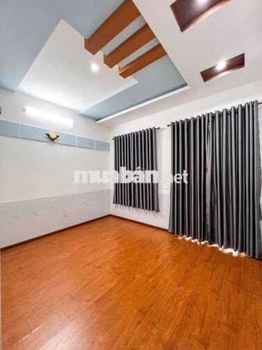 NHÀ ĐẸP 2 LẦU 3 PHÒNG FULL NỘI THẤT