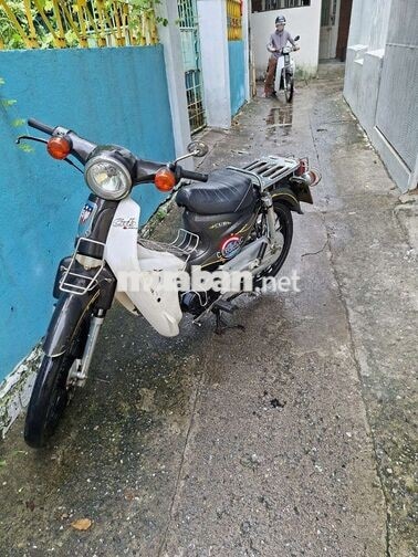 Honda Cub Việt Thái 50cc Đen, Trắng