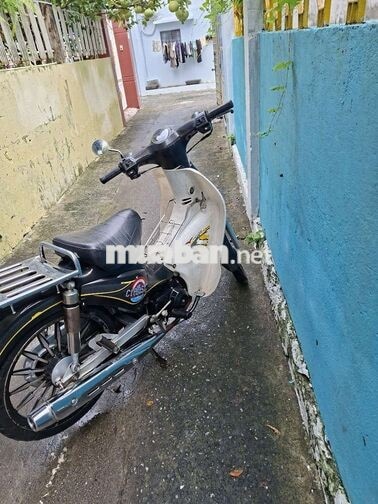 Honda Cub Việt Thái 50cc Đen, Trắng
