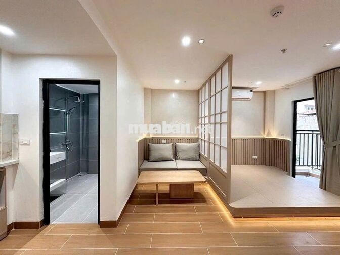 NHÀ MỚI STUDIO-  1N1K FULL ĐỒ MỚI BAN CÔNG NGAY TRUNG TÂM CẦU GIẤY