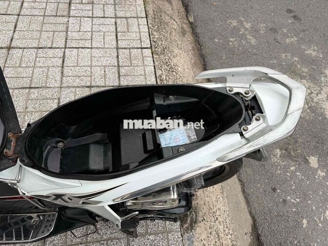 Honda Air Blade 2009 Trắng Xăng