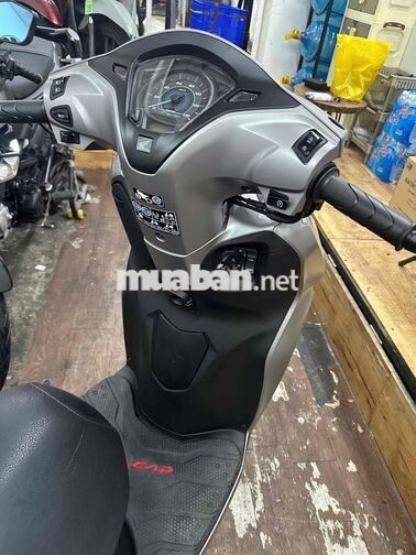 Honda Lead ABS 2026 Bạc Đen 405 km