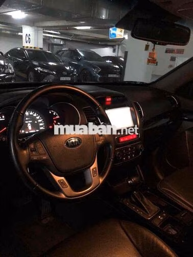 Xe siêu cọp Kia Sorento mầu Đen mới đi 17.395 km