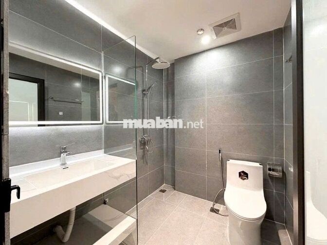 NHÀ MỚI STUDIO-  1N1K FULL ĐỒ MỚI BAN CÔNG NGAY TRUNG TÂM CẦU GIẤY