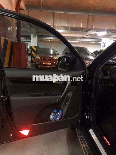 Xe siêu cọp Kia Sorento mầu Đen mới đi 17.395 km