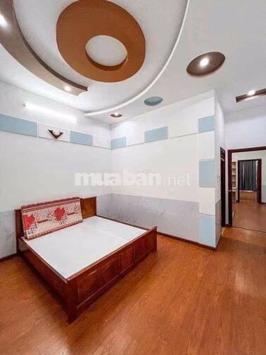 NHÀ ĐẸP 2 LẦU 3 PHÒNG FULL NỘI THẤT