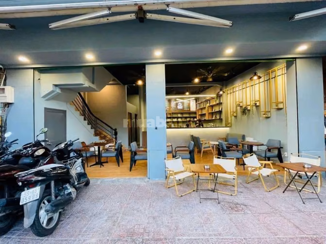 Cho thuê nhà mt trường sa p3 tân bình, dt 8x7m, trệt 2 lầu, sân thượng