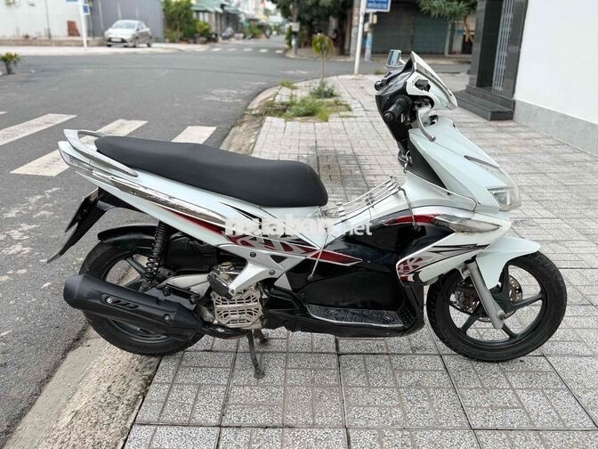 Honda Air Blade 2009 Trắng Xăng