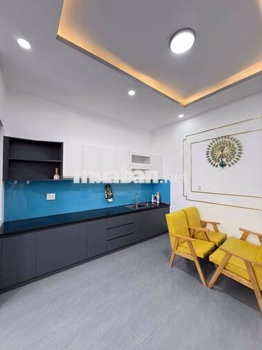 Bán nhà hai đầu hẻm xe hơi lương Thế Vinh
