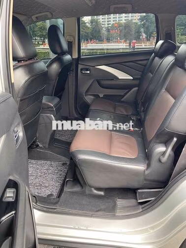 Mitsubishi Xpander Cross 2020 Bạc 7 chỗ