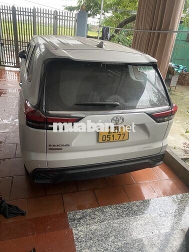 Toyota Innova Cross 2024 Trắng 8 chỗ Indonesia
