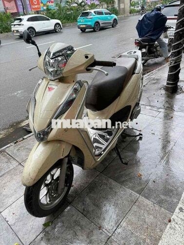 Honda Lead 2020 Nữ màu Kem