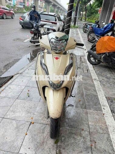 Honda Lead 2020 Nữ màu Kem