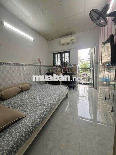 Q10- nhà bán - hẻm xe hơi - 2 tầng - giá chỉ 4 tỷ nhỉnh xíu