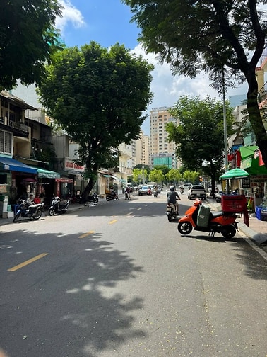 Bán nhà MT Nguyễn Cảnh Chân (góc Trần Hưng Đạo). Giá 10,9 tỷ