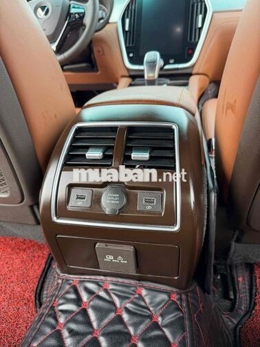 Vinfast Lux A2.0 Premium 2020 Đỏ 65000 km