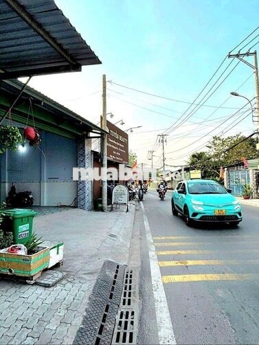 nhà mặt tiền thuận tiện kd, buon ban, kho, nhà xưởng , gia công .4pn