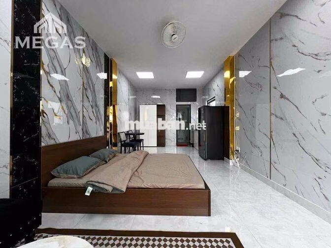 CHO THUÊ STUDIO CỬA SỔ TRỜI NGAY VÒNG XOAY DÂN CHỦ, QUẬN 3