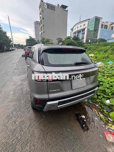 Hyundai Creta Bản đặc biệt Xám 8.000 km