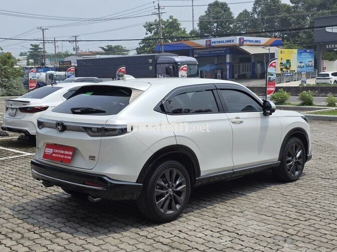 Honda HRV RS TURBO 2024 Trắng 17.700 km