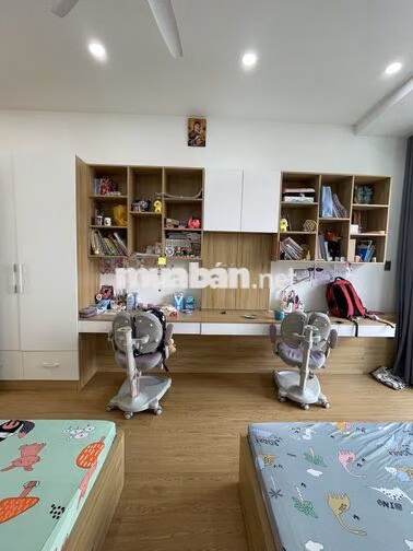 Hạ giá 300tr bán nhanh căn nhà 3C cư xá Phú Bình, dt4x12m 3 tầng lầu 