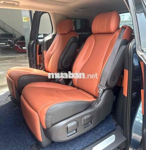 Kia Carnival Signature 2024 Xanh Ngọc 32.000 km