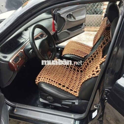 Mazda 626 Sedan 4 chỗ màu Đen