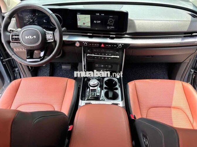 Kia Carnival Signature 2024 Xanh Ngọc 32.000 km