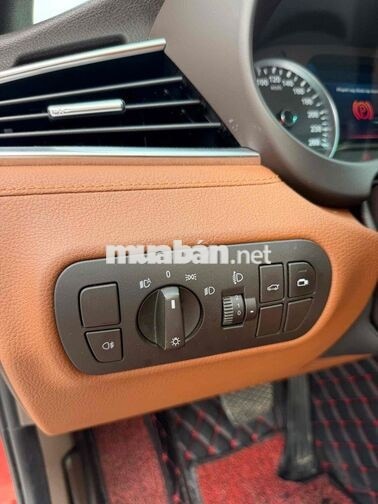 Vinfast Lux A2.0 Premium 2020 Đỏ 65000 km