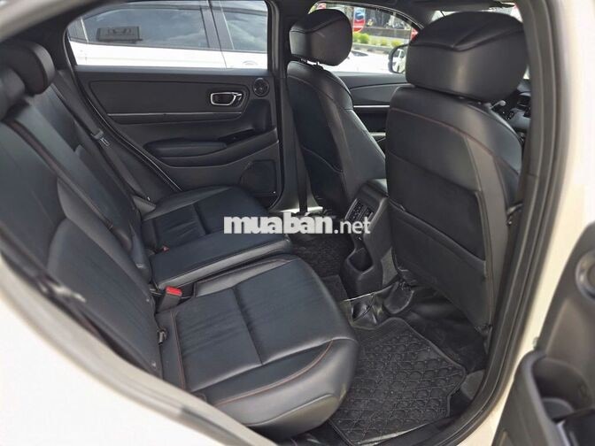 Honda HRV RS TURBO 2024 Trắng 17.700 km