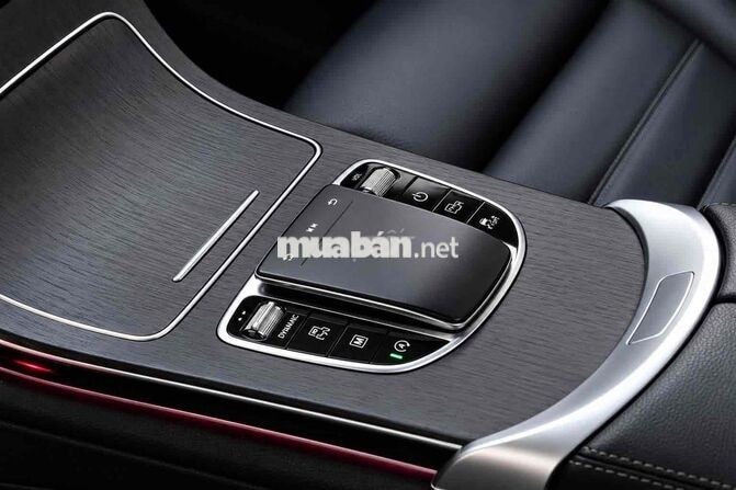 Mercedes GLC 300 AMG 4MATIC 2022 Trắng V1