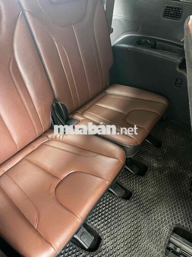 Hyundai Santa Fe 7 chỗ màu Xanh