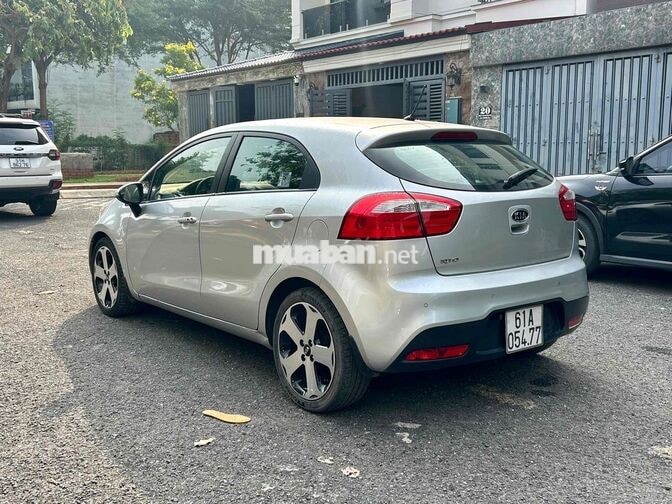 Kia Rio 2012 Tự động 11 vạn Bạc