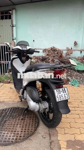 Honda SH ý 2009 Trắng , đầu zin chưa rớt