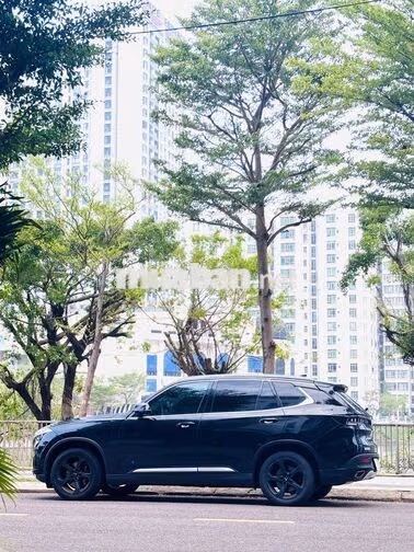 VinFast Lux SA2.0 SUV Đen