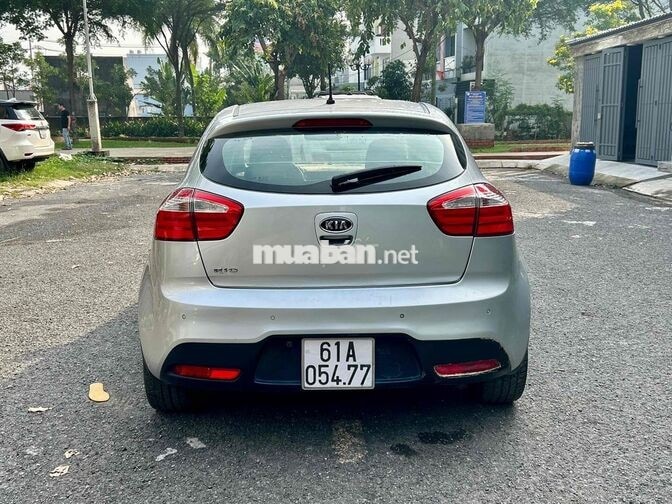 Kia Rio 2012 Tự động 11 vạn Bạc