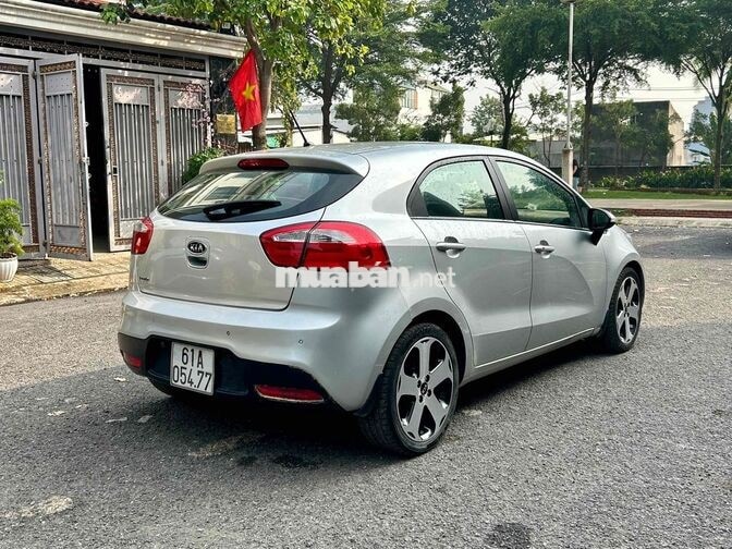 Kia Rio 2012 Tự động 11 vạn Bạc