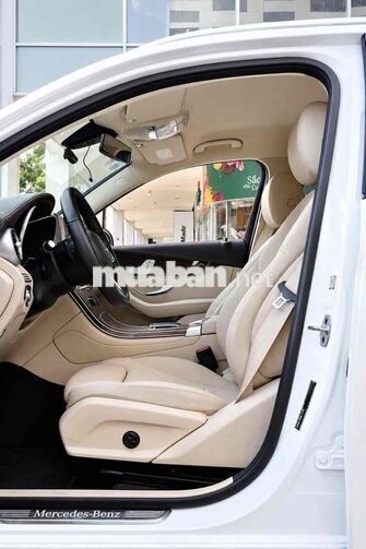 Mercedes GLC 200 4MATIC 2022 Trắng V1 XHĐ 1,2 tỷ