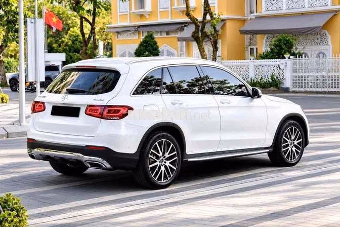 Mercedes GLC 200 4MATIC 2022 Trắng V1 XHĐ 1,2 tỷ
