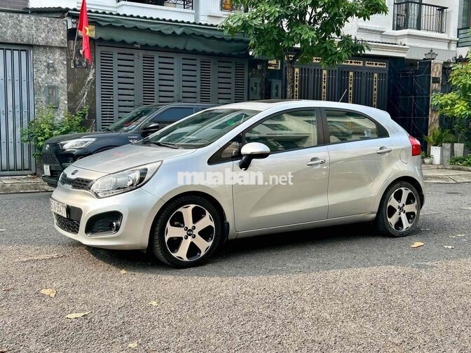 Kia Rio 2012 Tự động 11 vạn Bạc
