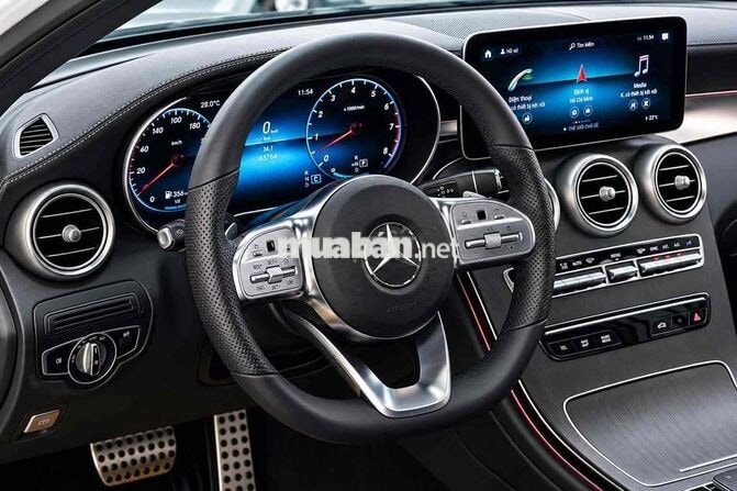 Mercedes GLC 300 AMG 4MATIC 2022 Trắng V1