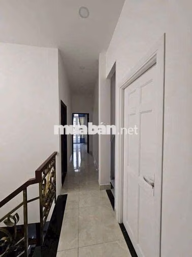 CHO THUÊ NHÀ HƯƠNG LỘ 2- 10TRIEU - 3PN - 3 TẦNG - HẺM XE TẢI