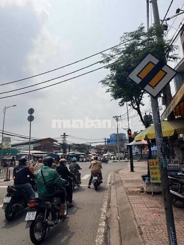 Cho thuê mặt bằng 577m² (25x23m) vị trí đẹp, phù hợp kinh doanh lớn
